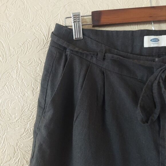Old Navy Grey Linen Blend Pleated Tie Waist Shorts Sz 4 - Picture 2 of 9
